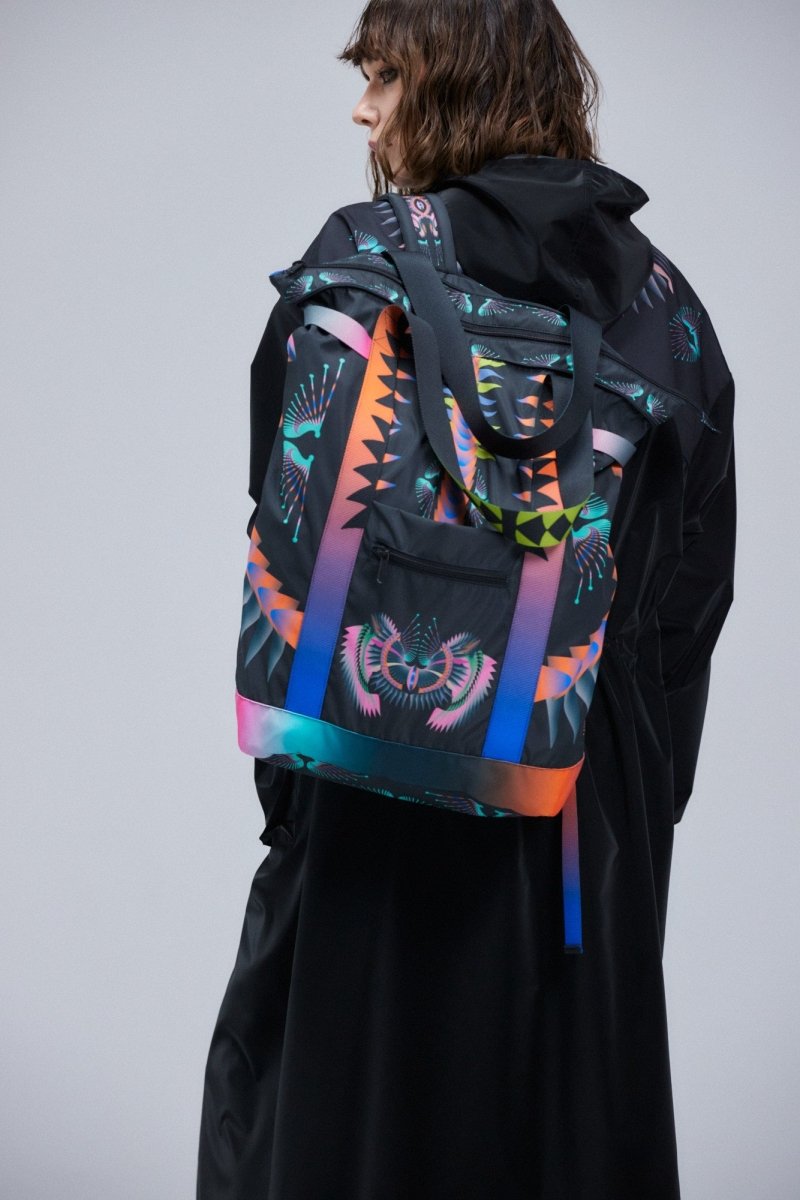 Bolsa-mochila Smoczyce