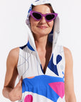 Robe blanche à capuche